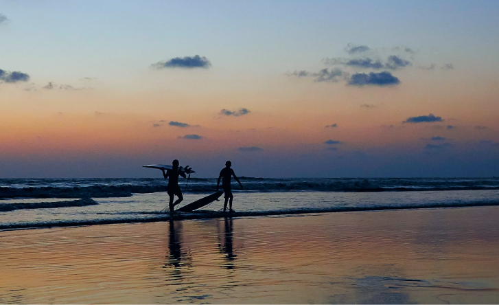 Mumbai Surfing 